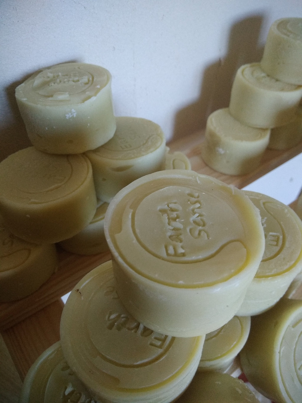 Organic Certified Balancing Solid Shampoo - Sandalwood - Normal & all Hair Types 60g